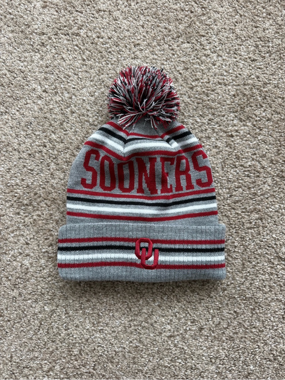 OU Oklahoma Sooners Gray Pom Knit Beanie Unisex One Size
